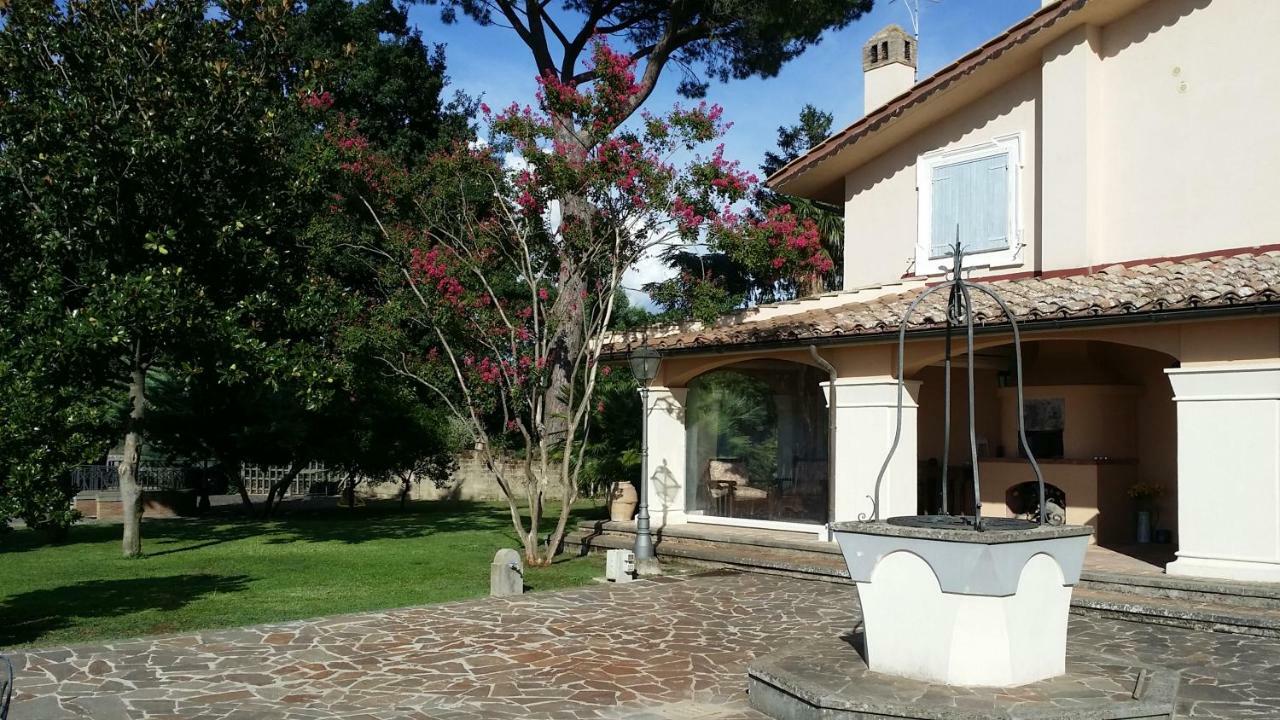 La Villa Di Augusto アングイッラーラ・サバーツィア エクステリア 写真